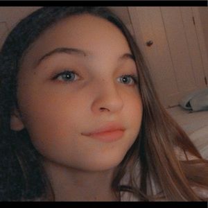 Meet your Posher, Lillian